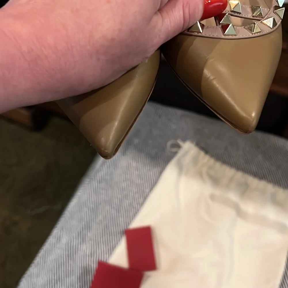 Valentino NWOT camel colored flats - Picture 6 of 13